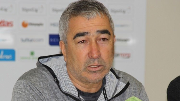 <h2>LUCESCU MİLLİ TAKIMI YENİDEN YAPILANDIRAMAZ</h2>