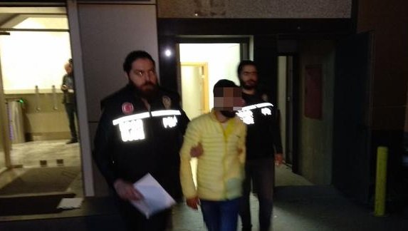 'Şenol Güneş'i yaralayan kişi yakalandı! İşte o anlar