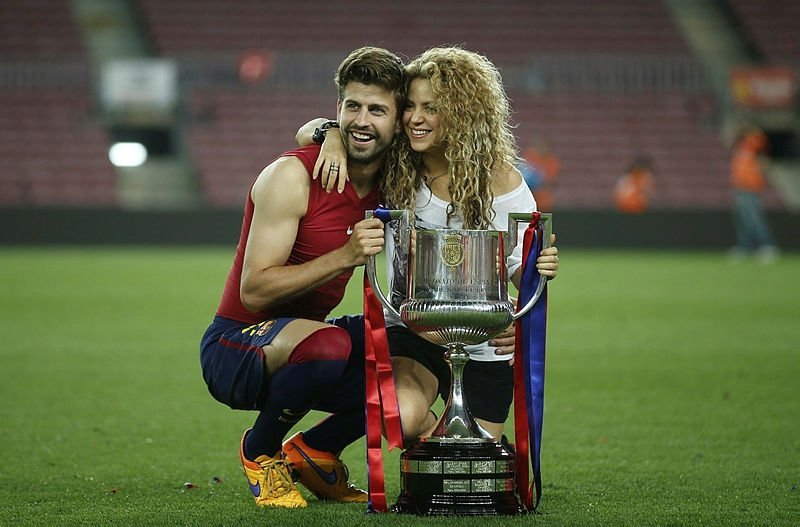 <h2>SHAKIRA - PIQUE</h2>