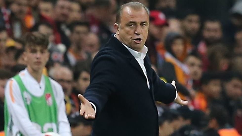 <h2>SİNAN GÜMÜŞ</h2>