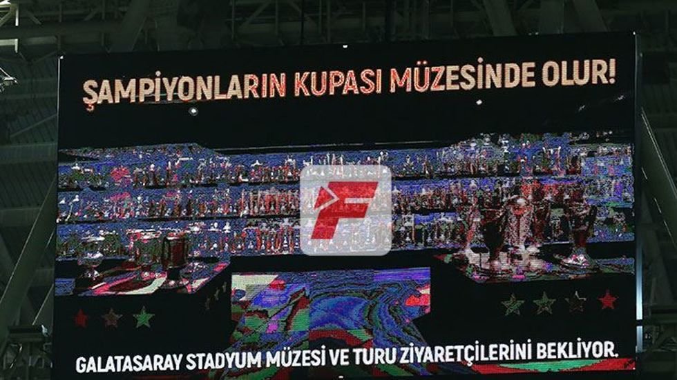 'Trabzonspor'dan Galatasaray'a skorboard yanıtı! 