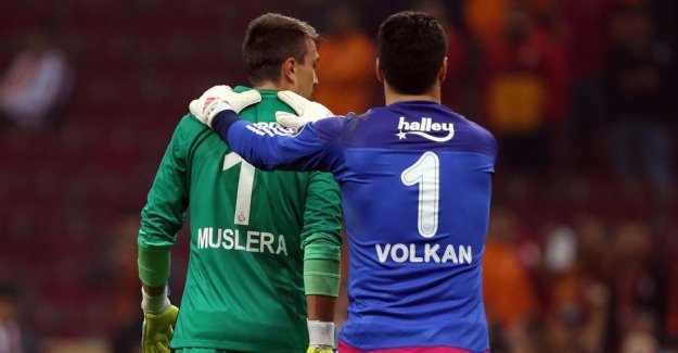 'Volkan Demirel'den Muslera'ya sürpriz hamle