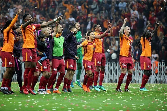 <h2>4 büyük ligden 4 takım</h2>