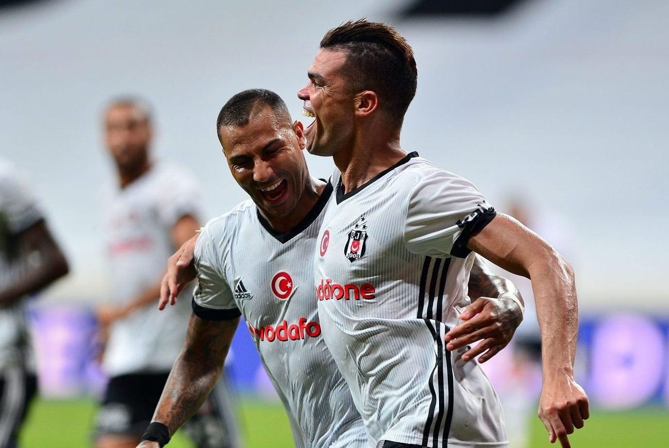 ' Pepe ve Quaresma ayrılacak mı? Fikret Orman açıkladı
