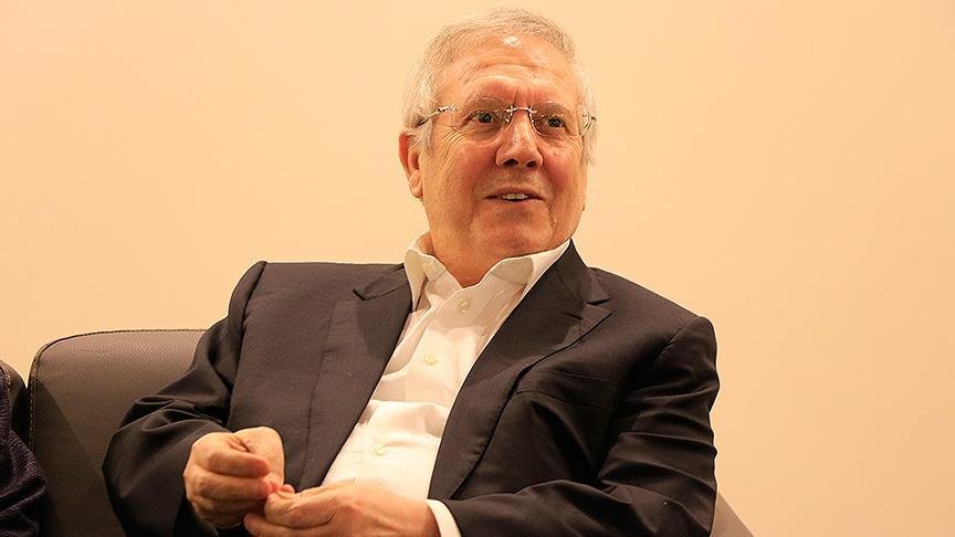 'Alex de Souza talep etti, Aziz Yıldırım yerine getiriyor