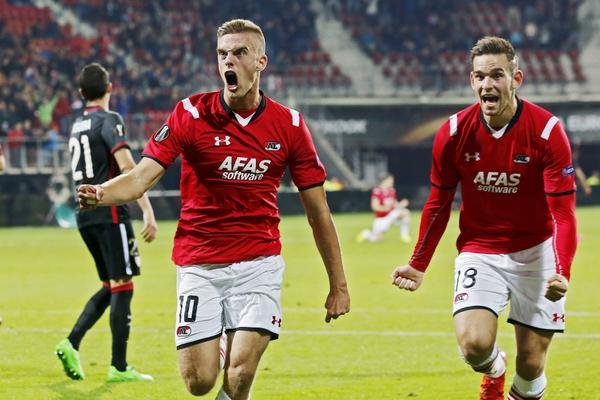 'AZ Alkmaar, Fenerbahçe'nin yıldızına göz dikti!