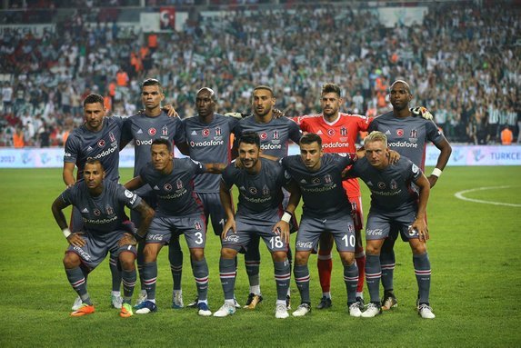 <h2>Beşiktaş’ta devrim! Yönetimden flaş karar</h2>