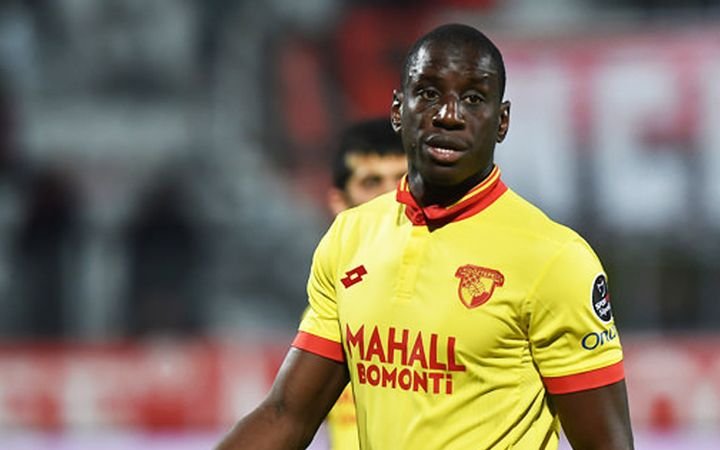 'Beşiktaş'ta flaş transfer! Demba Ba geri dönüyor