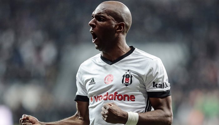 'Beşiktaş'ta Ryan Babel kafaları karıştırdı!