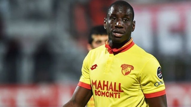 'Demba Ba'dan Twitter'ı sallayan Beşiktaş paylaşımı