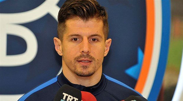 'Emre Belözoğlu'ndan takım arkadaşına şok küfür!
