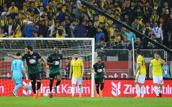 'Fenerbahçe, Akhisar sonrası tam 4 takımı yaktı!
