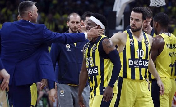 'Fenerbahçe maçında geceye damga vuran an! Şaşırdılar...
