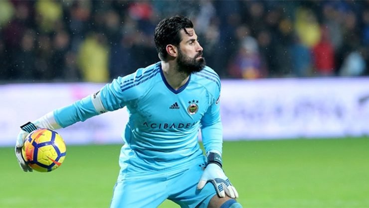 Fenerbahçe taraftarından Volkan Demirel ve Hasan Ali Kaldırım’a tepki