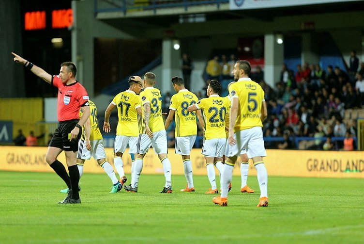 'Fenerbahçe'de İsmail Kartal'dan sonra bir ilk!