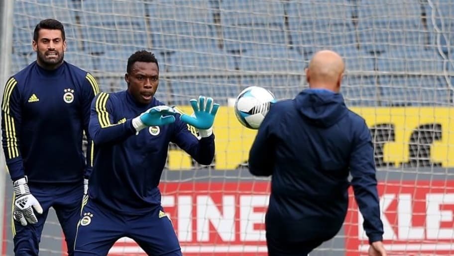 'Fenerbahçe'de kaleci transferinde son dakika! İşte adaylar