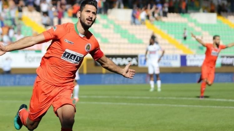 'Fenerbahçe'den Emre Akbaba için şaşırtan transfer teklifi