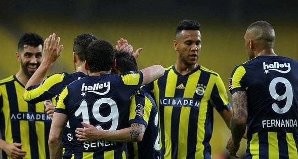 'Fenerbahçeli oyuncudan yönetime mesaj! 