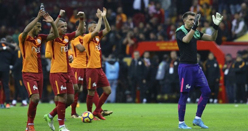 'Flaş! Galatasaray'a Şilili golcü! Sürpriz harekat