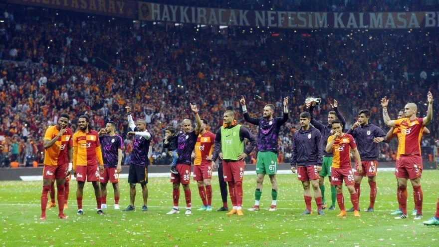 'Galatasaray yönetiminden Akhisar öncesi flaş karar
