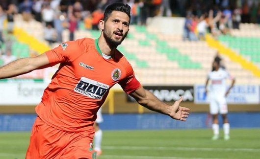 'Galatasaray'dan Emre Akbaba transferi için özel telefon