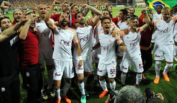 'Galatasaray'ın şampiyonluğu sonrası flaş Şampiyonlar Ligi sözleri