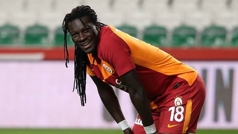 'Herkes bunu konuşuyor! Gomis'in saçlarını kesecek kişi?