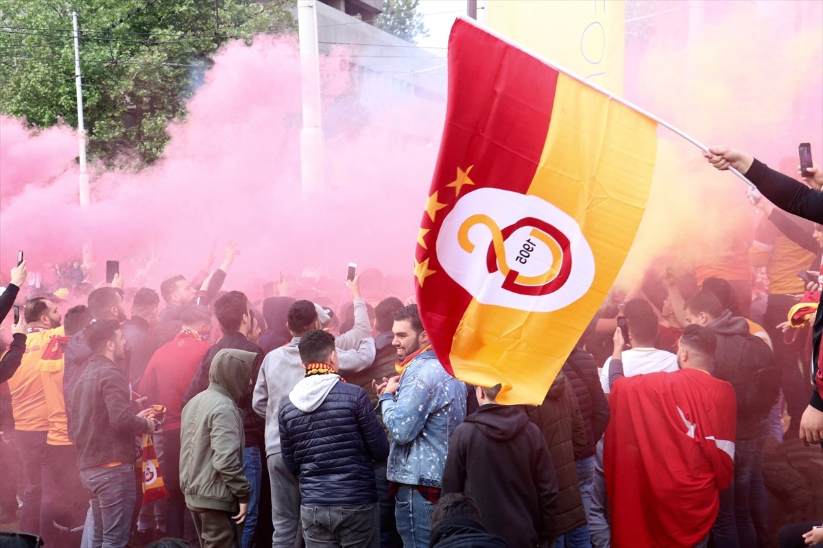 <h2>HOLLANDA</h2>