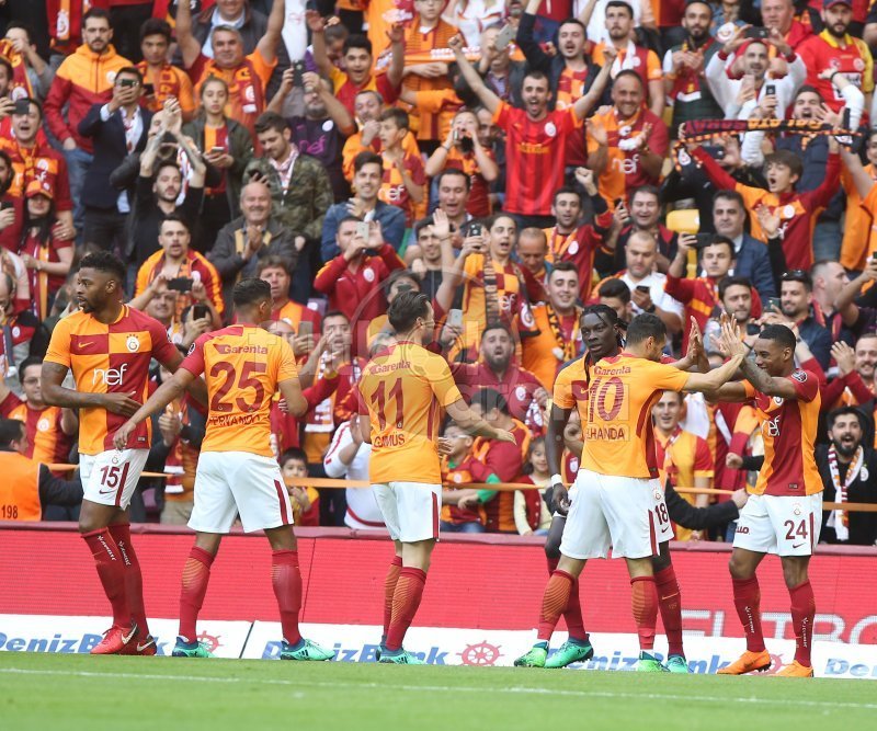 'Ne yaptın Belhanda? Bu bir rekor...