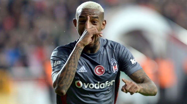 'Talisca'dan Beşiktaş'a giderayak jest
