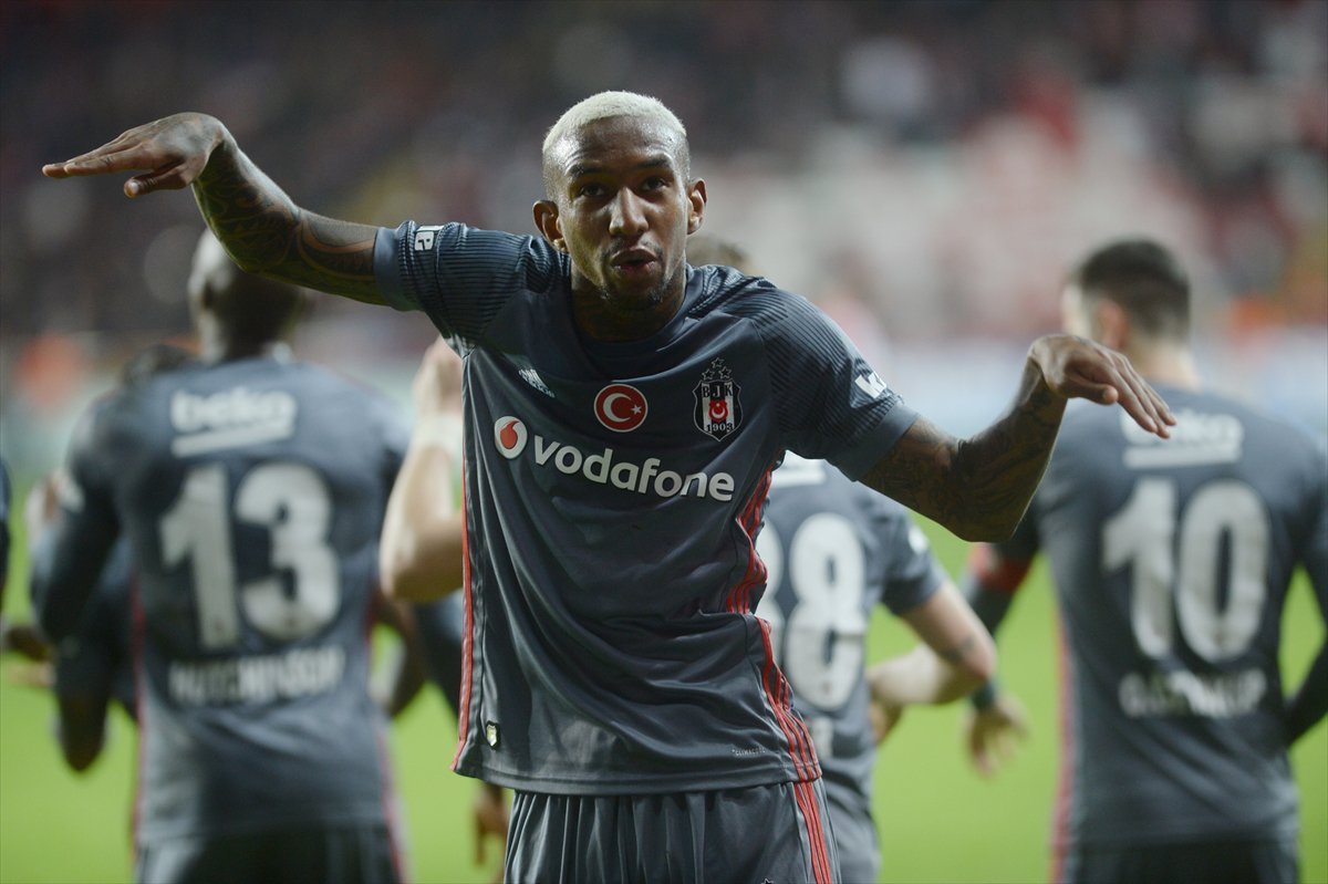 Talisca Nin Transferinde Son Dakika Dev Kulup Araya Girdi