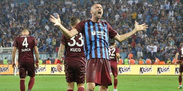 Trabzonspor, Burak Yılmaz için Beşiktaş’tan 3.5 milyon Euro istedi