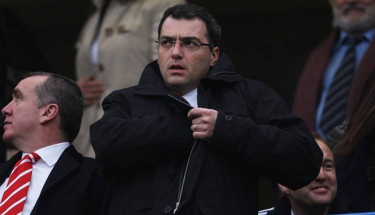 ' Damien Comolli 3 dünya yıldızıyla geliyor