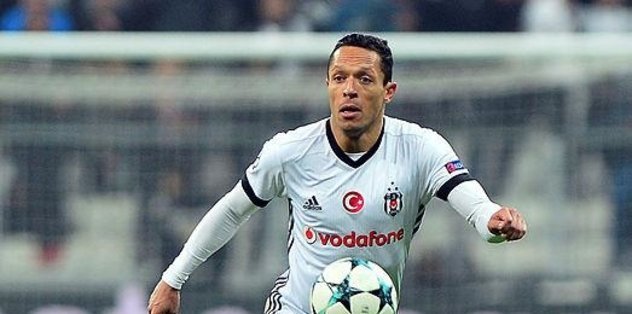 <h2>Adriano: Bırakın gideyim</h2>