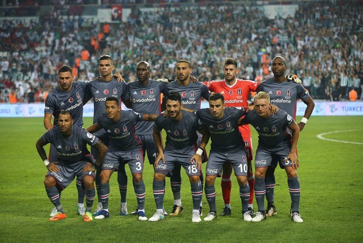 'Asist kralı sağ bek Beşiktaş'a geliyor