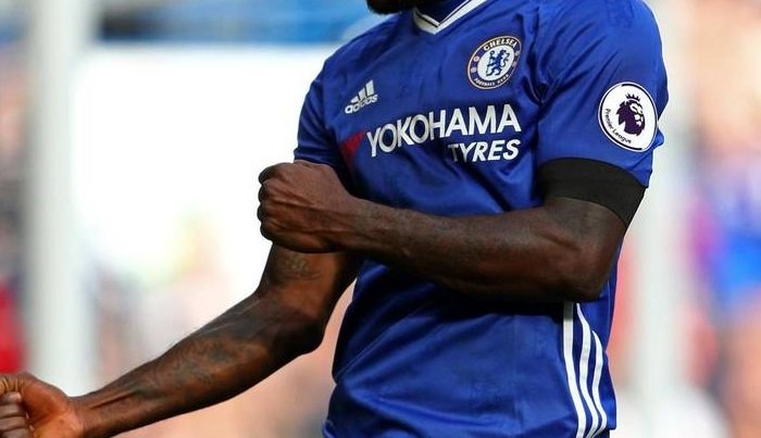 'Beşiktaş'ın yeni sağ beki Chelsea'den!