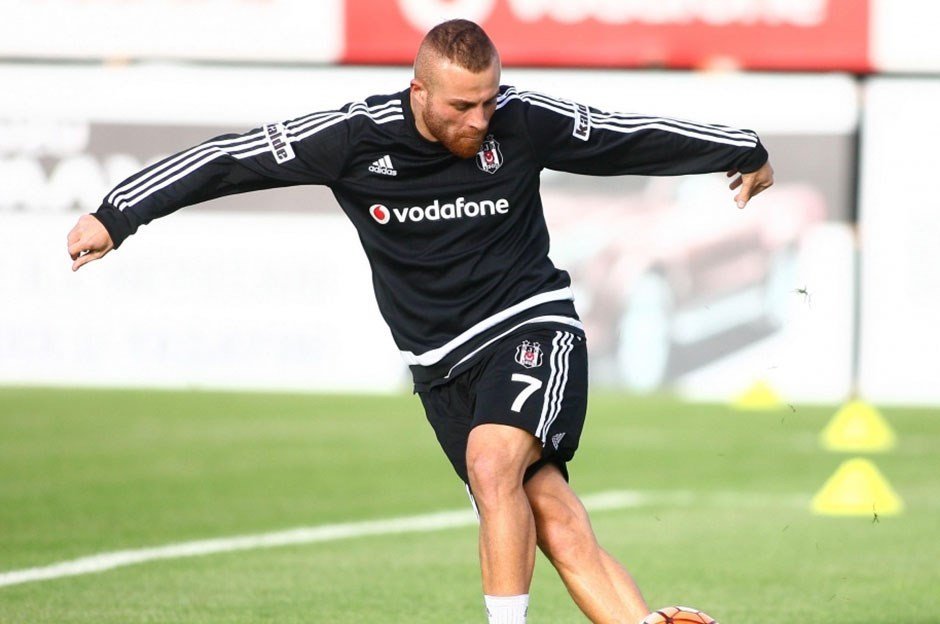 'Beşiktaş'ta Gökhan Töre'de FLAŞ gelişme!
