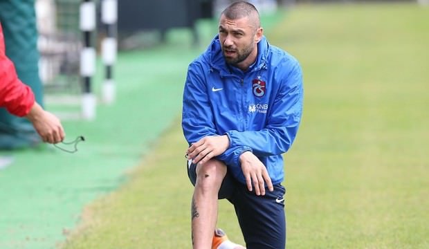 'Burak Yılmaz ne Trabzon'da kalıyor, ne Beşiktaş'a gidiyor! Yeni adresi...