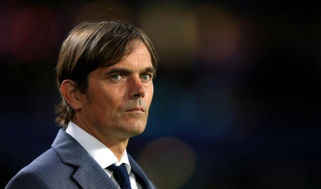'Cocu yönetime haber yolladı! 8 transfer için...