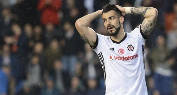 'Eski Chelsea'li yıldızla, Negredo takası! Transferde dev hamle