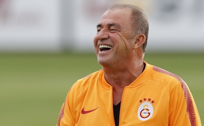 'Fatih Terim futbolcularını topladı; 