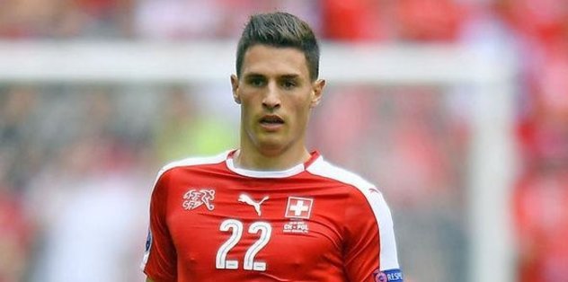 <h2>Fener için oynadı</h2>