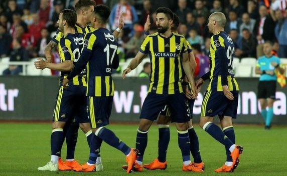'Fenerbahçe'de yolcular belli oluyor! İşte 4 isim
