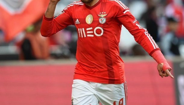 'Flaş! Beşiktaş'tan Benfica'ya 10 milyon Euro! Transferde sürpriz isim