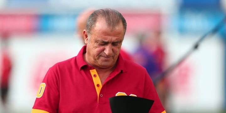 'Galatasaray'da Fatih Terim ipleri eline aldı