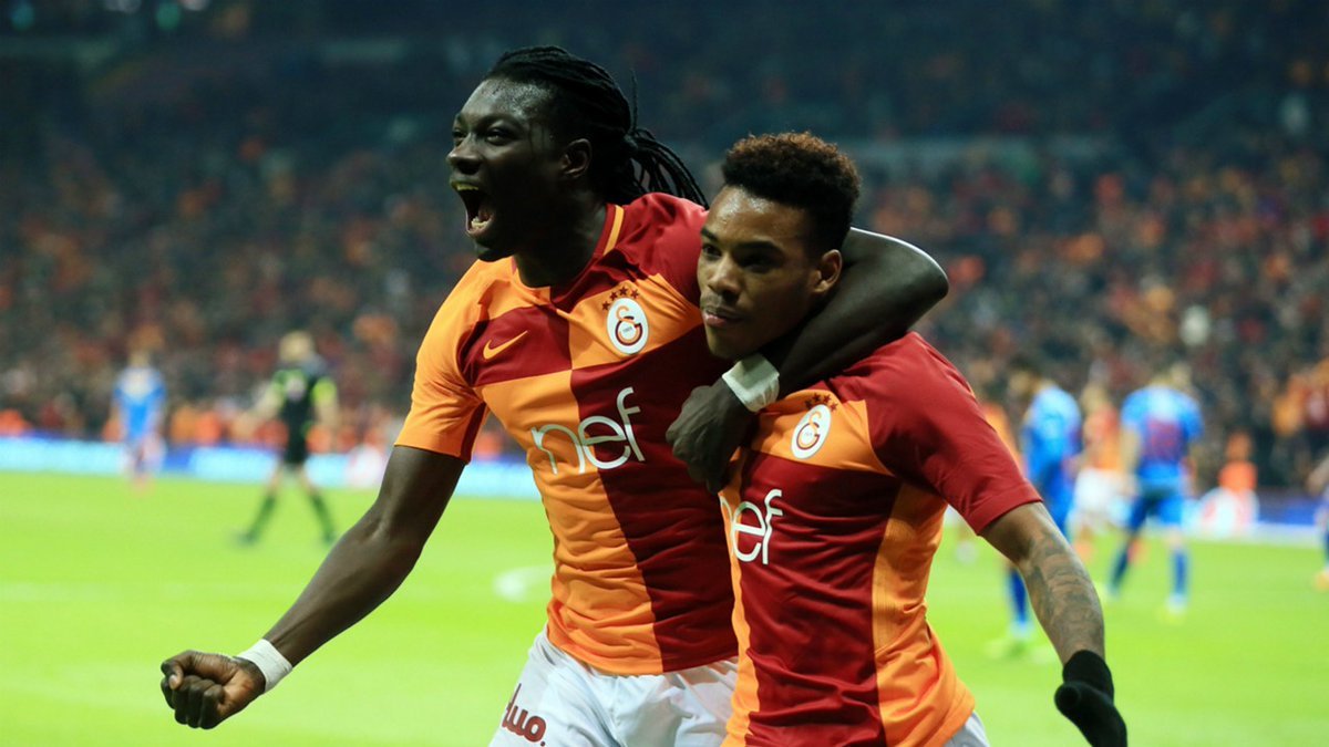 'Galatasaray'da flaş gelişme! Ya Gomis ya Rodrigues