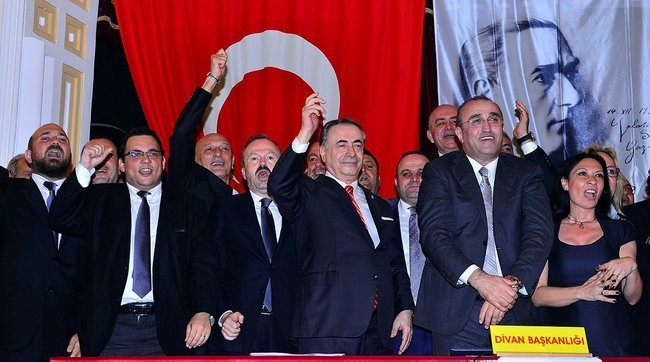 'Galatasaray'da transferin yıldızı için UEFA bekleyişi