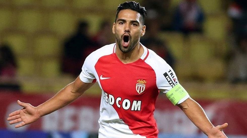 'Galatasaray'dan Radamel Falcao bombası! 