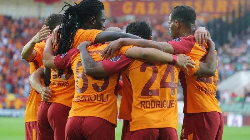 'Galatasaray'dan savunmaya Fransız dev stoper!