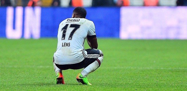 'Son dakika! Jeremain Lens transferini resmen duyurdular